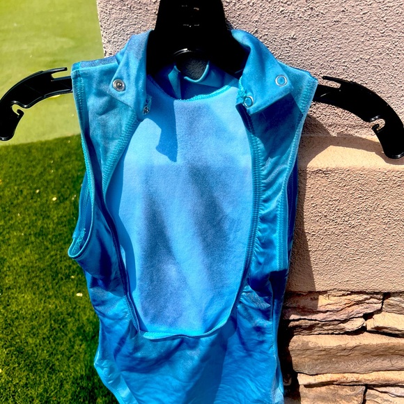 Blue dance mock turtleneck water color leotard women’s size small - Picture 11 of 17